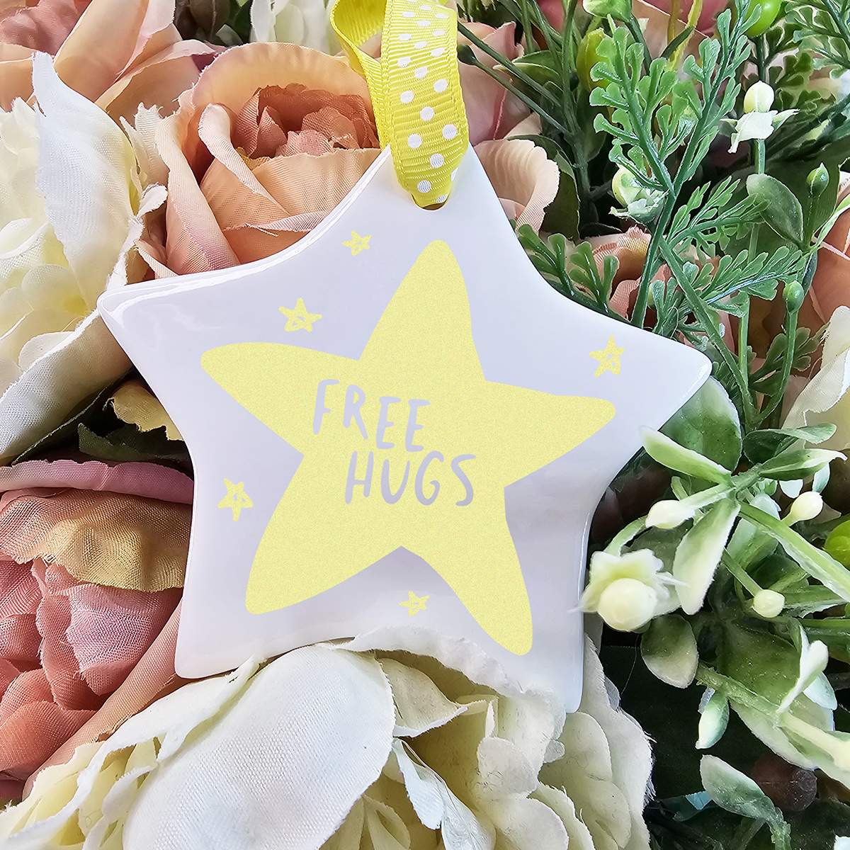 Free Hugs Star Shaped Ceramic Hanging Bauble